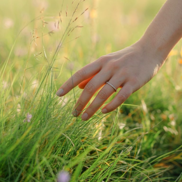 12 Characteristics of a Simple Person to Emulate for More Joy